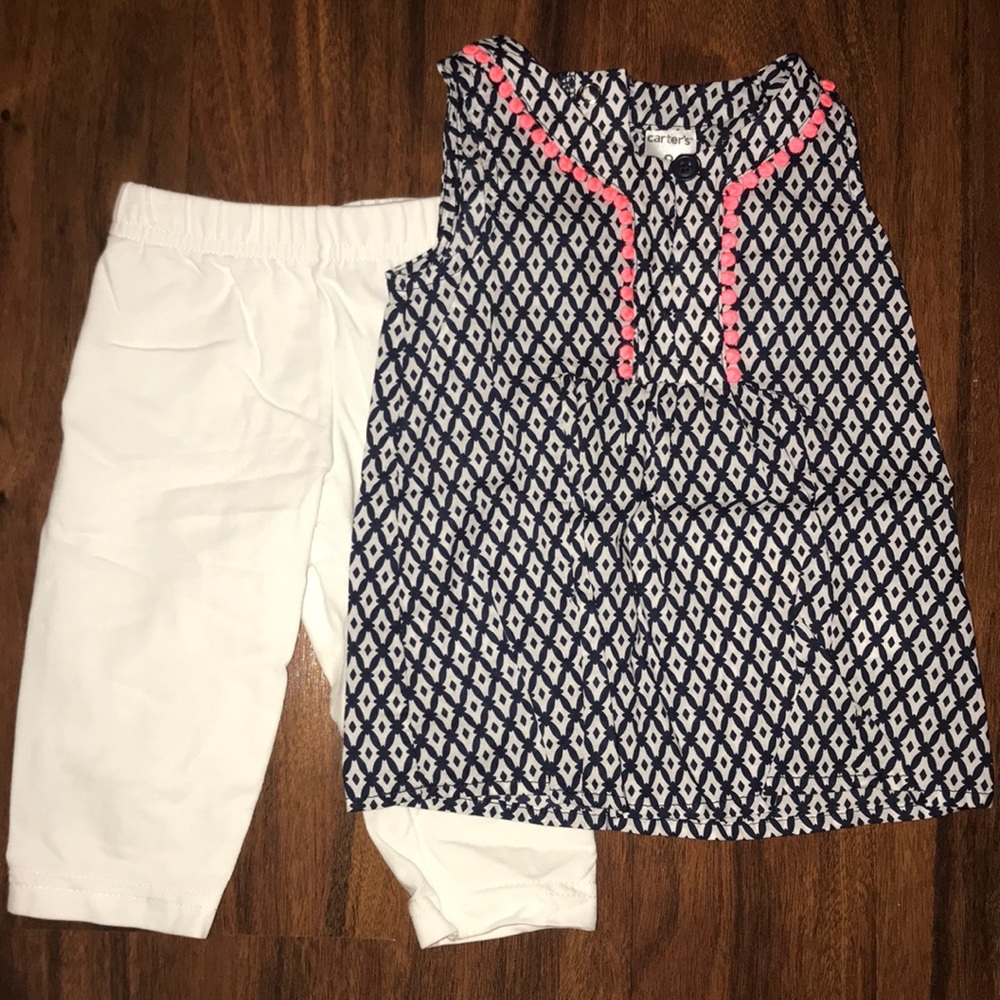 Baby girl outfit size 9 months